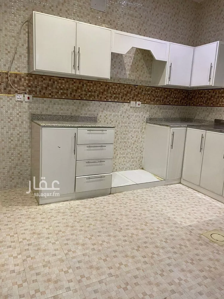 شقة للإيجار في شارع حمام الانف, حي العقيق, مدينة الرياض, منطقة الرياض صورة 3