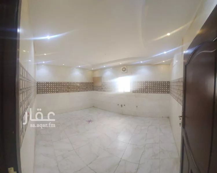 عمارة للإيجار في شارع عبداللطيف ابن ابي النجيب, حي البحيرات, مدينة جدة, منطقة مكة المكرمة صورة 4