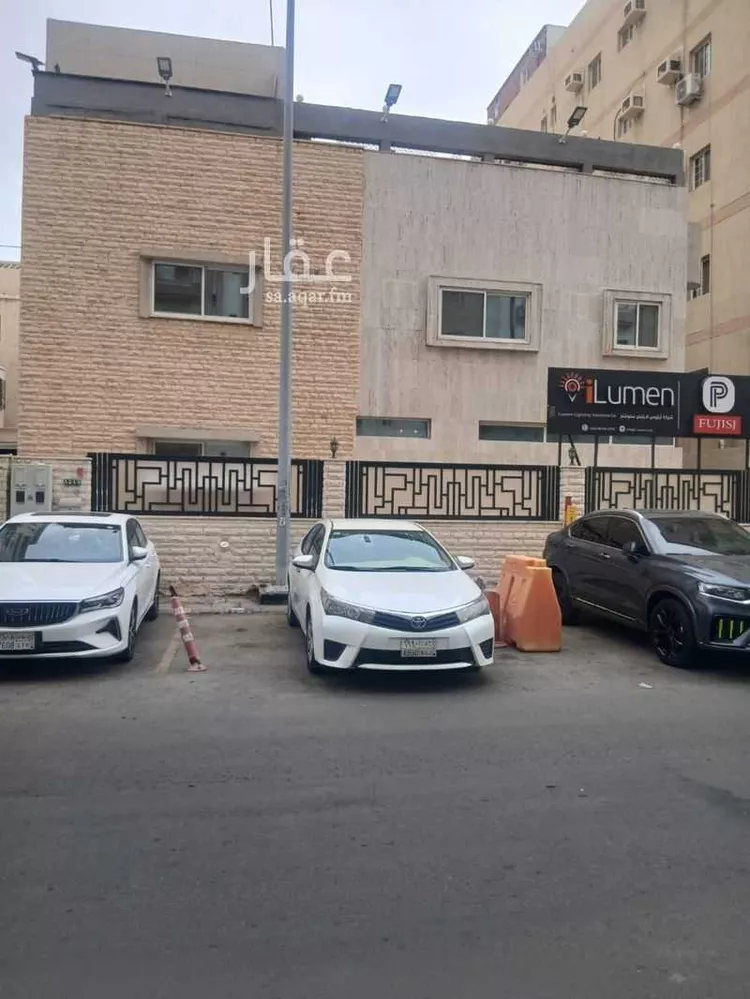 فيلا للبيع في شارع المهندسين, حي العزيزية, مدينة جدة, منطقة مكة المكرمة