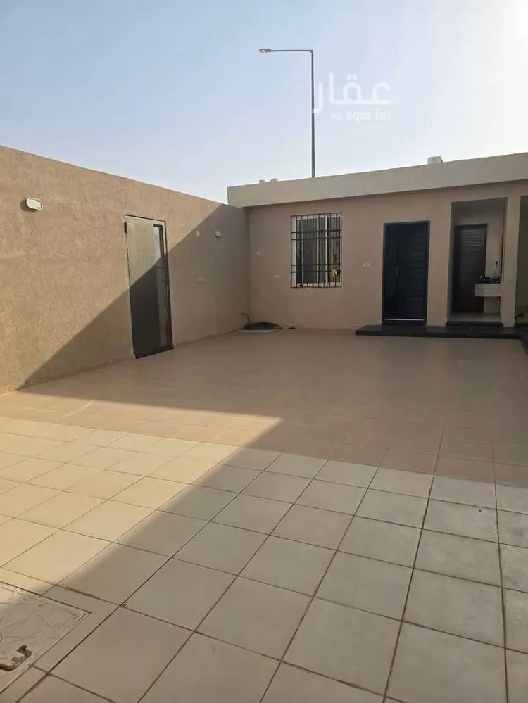 دور للإيجار في شارع عبدالعزيز البداح, حي مشرف, مدينة الخرج, منطقة الرياض
