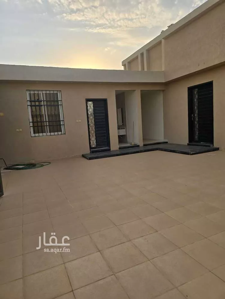 دور للإيجار في شارع عبدالعزيز البداح, حي مشرف, مدينة الخرج, منطقة الرياض