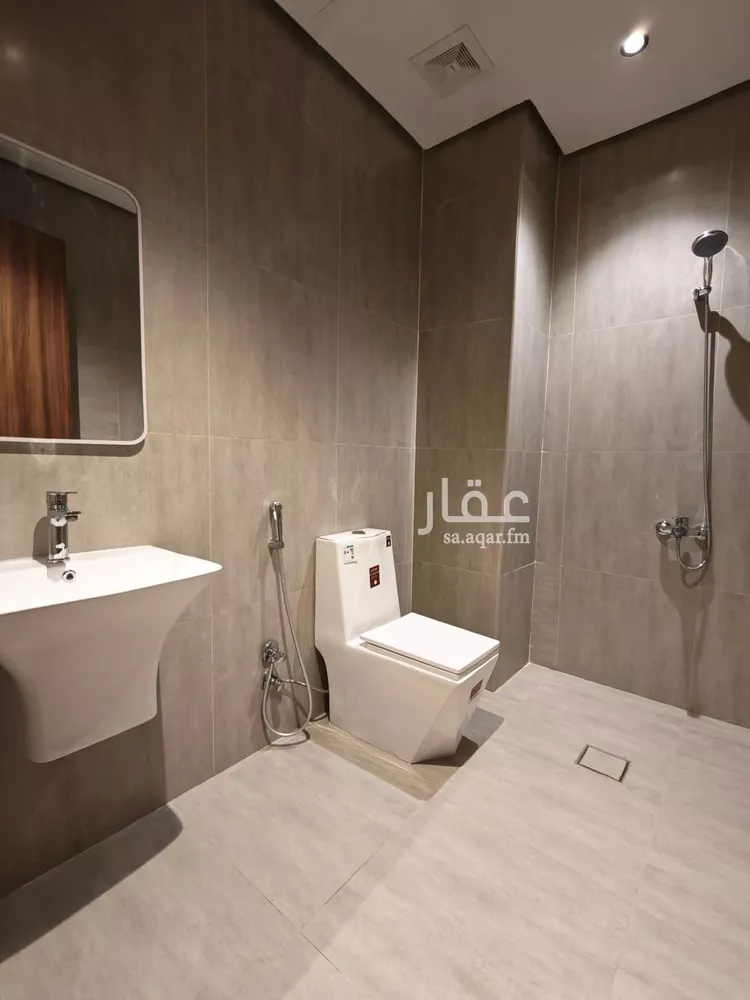 شقة للإيجار في شارع العطايف, حي الحمراء, مدينة الخبر, المنطقة الشرقية صورة 4