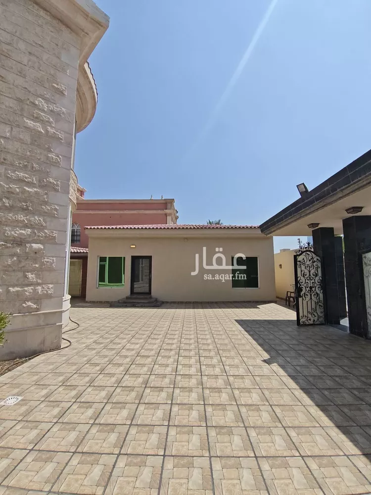 فيلا للبيع في شارع الامير سعود ابن فهد ابن عبدالعزيز, حي الحزام الذهبي, مدينة الخبر, المنطقة الشرقية 6
