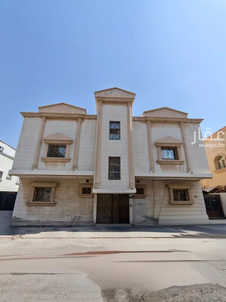 عمارة للبيع في شارع عبد الله الوراق, حي الراكة الشمالية, مدينة الدمام, المنطقة الشرقية صورة 2