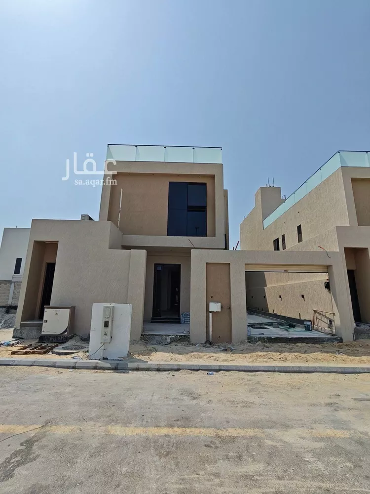 فيلا للبيع في شارع 83 السيف, حي السيف, مدينة الدمام, المنطقة الشرقية 1 صورة