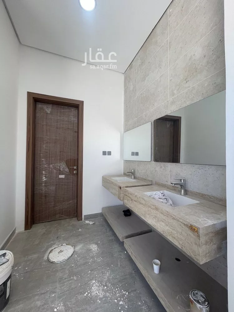 Villa for Sale in Al Khobar Al Amwaj 8