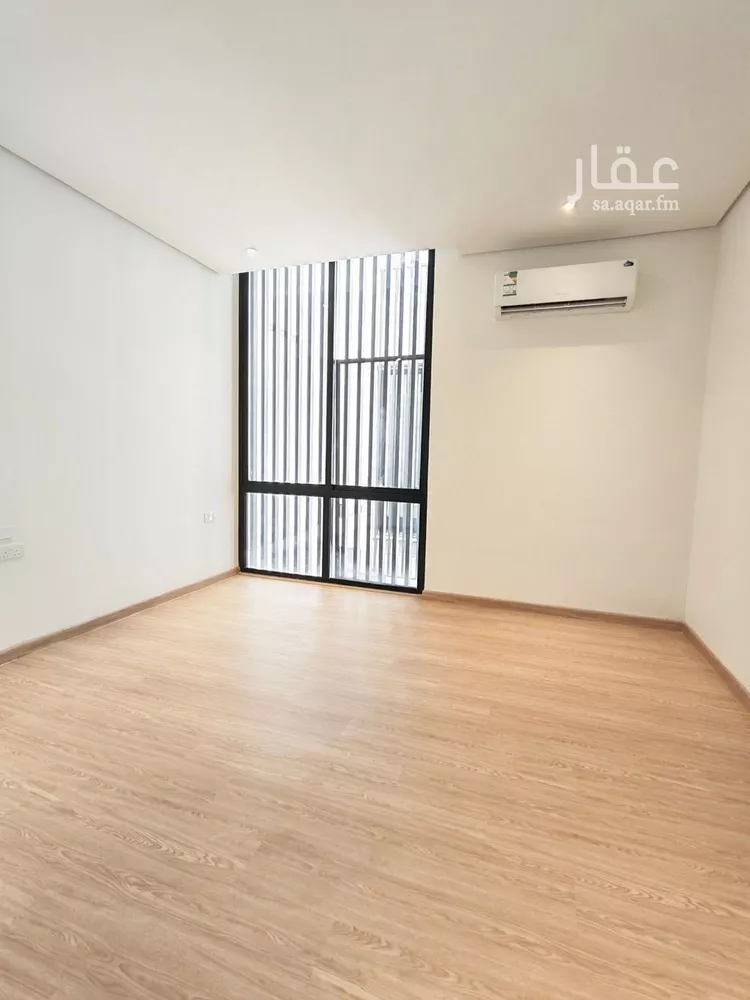 فيلا للإيجار في شارع 52 السيف, حي السيف, مدينة الدمام, المنطقة الشرقية 9
