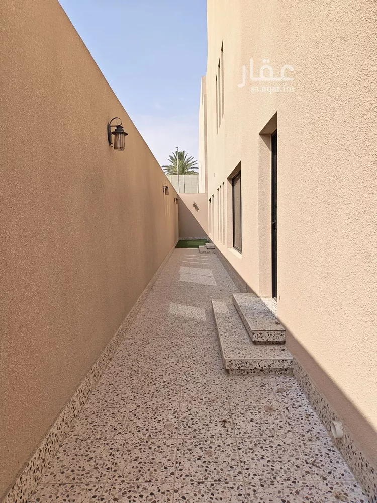 فيلا للإيجار في شارع غيلان المحاربي, حي الراكة الشمالية, مدينة الدمام, المنطقة الشرقية صورة 3