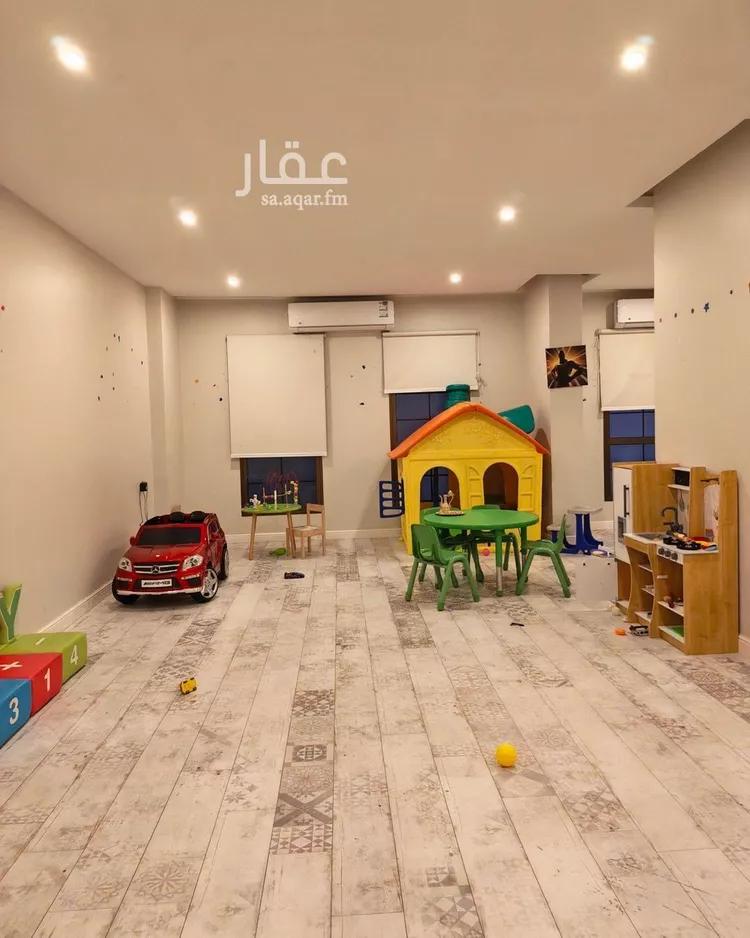 شقة للبيع في شارع القيصومة, حي الحمراء, مدينة الخبر, المنطقة الشرقية صورة 4