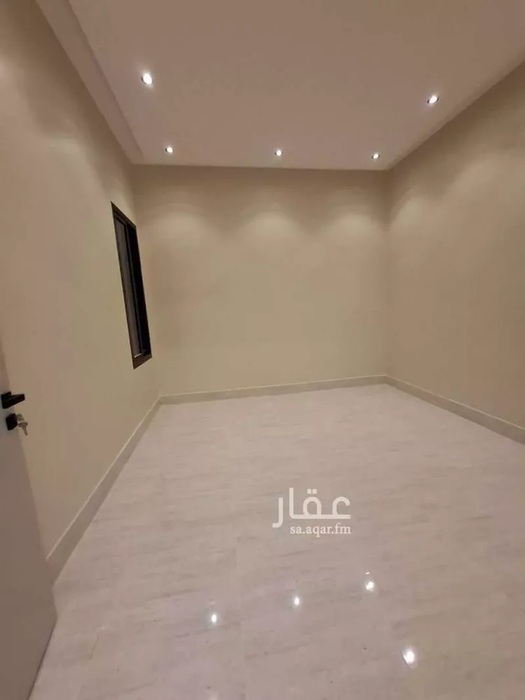 دور للبيع في شارع مالك بن الحارث, حي بدر, مدينة الرياض, منطقة الرياض صورة 4