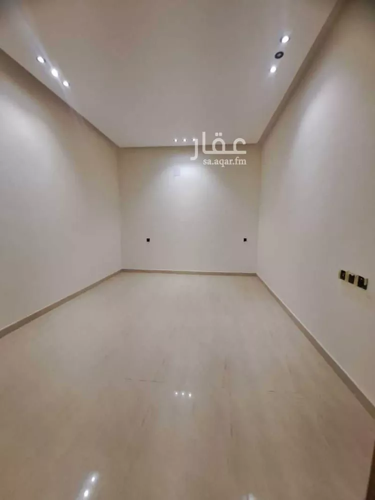 دور للبيع في شارع عبدالرحمن الشعلان, حي بدر, مدينة الرياض, منطقة الرياض صورة 3