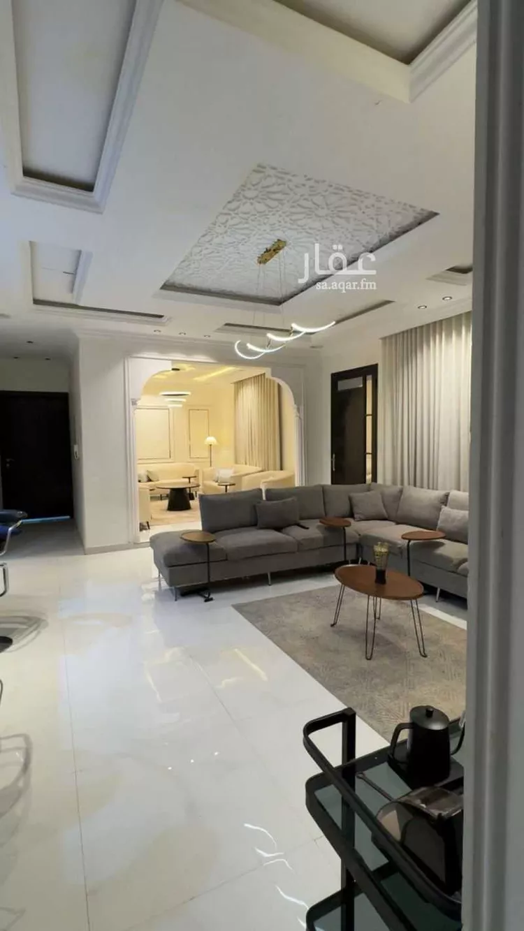 فيلا للبيع في شارع قيس بن الملوح, حي الرمال, مدينة الرياض, منطقة الرياض صورة 2