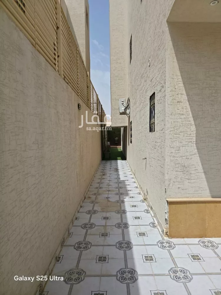 فيلا للبيع في شارع إبراهيم بن نعيم, حي طويق, مدينة الرياض, منطقة الرياض 10