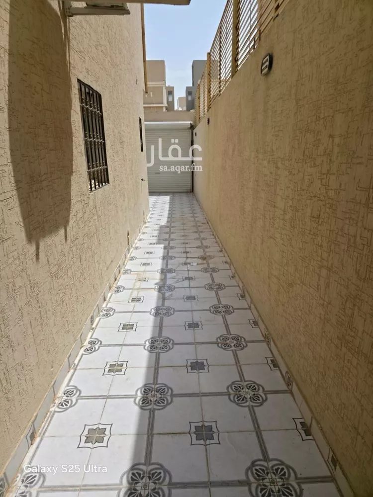 فيلا للبيع في شارع إبراهيم بن نعيم, حي طويق, مدينة الرياض, منطقة الرياض 11