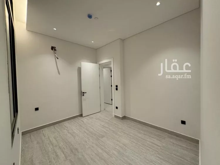 شقة للإيجار في شارع محمد بن عبدالعزيز الدغيثر, حي الملقا, مدينة الرياض, منطقة الرياض صورة 2