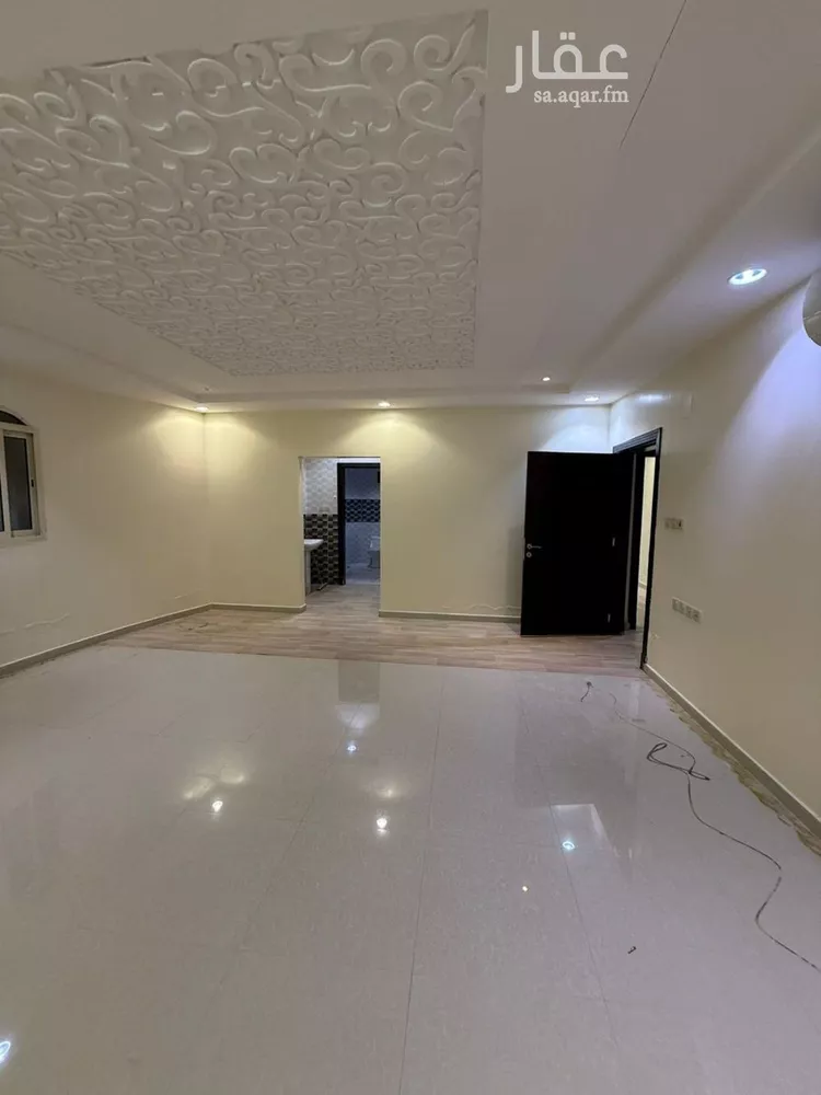 فيلا للإيجار في شارع ابن فرحون, حي بدر, مدينة الرياض, منطقة الرياض صورة 2