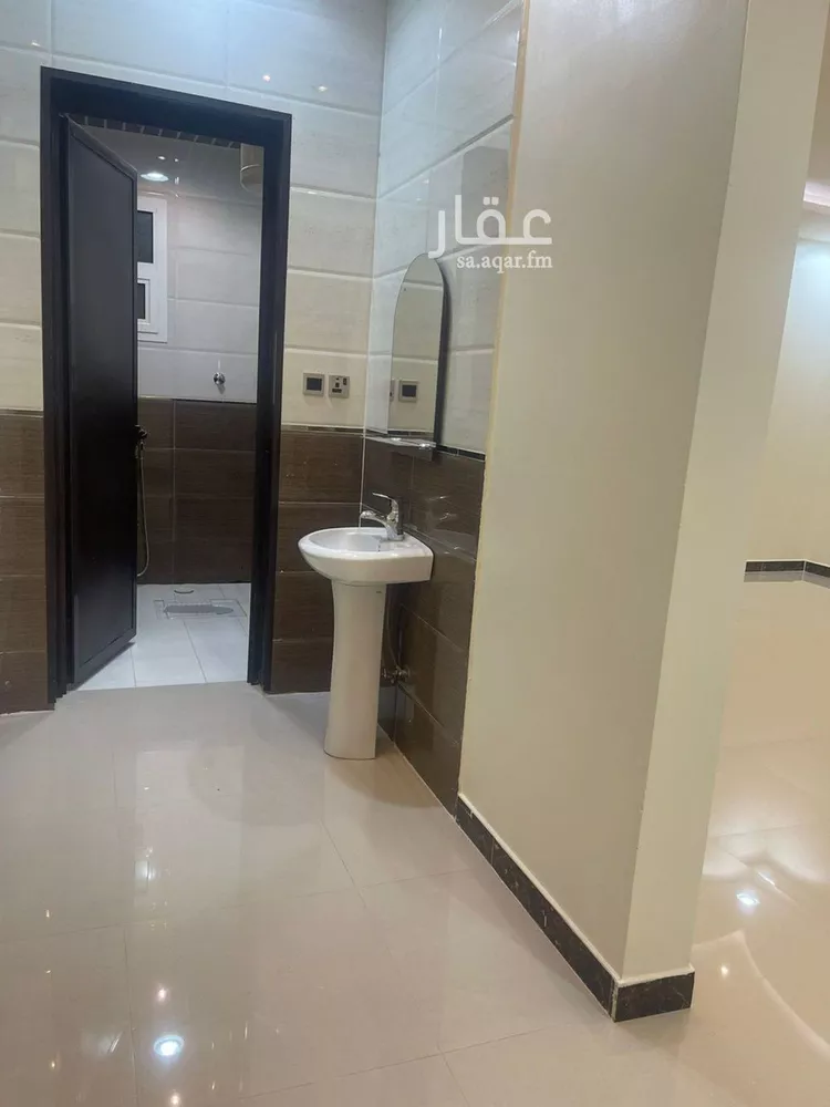 شقة للإيجار في شارع رقم 299, حي ظهرة لبن, مدينة الرياض, منطقة الرياض صورة 2