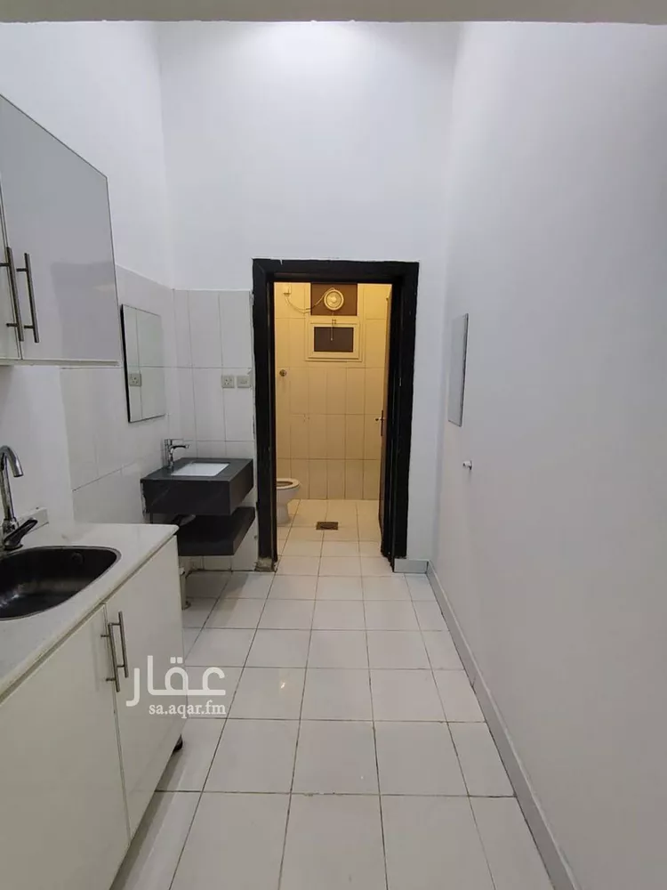 شقة للإيجار في شارع المقاماتي, حي الحمراء, مدينة الرياض, منطقة الرياض صورة 5