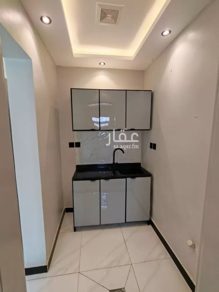 شقة للإيجار في شارع تبوك, حي اليرموك, مدينة الرياض, منطقة الرياض صورة 3