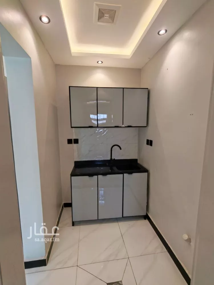 شقة للإيجار في شارع تبوك, حي اليرموك, مدينة الرياض, منطقة الرياض صورة 5