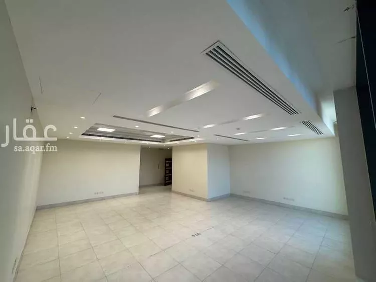 مكتب تجاري للإيجار في شارع اسماء بنت مالك, حي العارض, مدينة الرياض, منطقة الرياض صورة 2