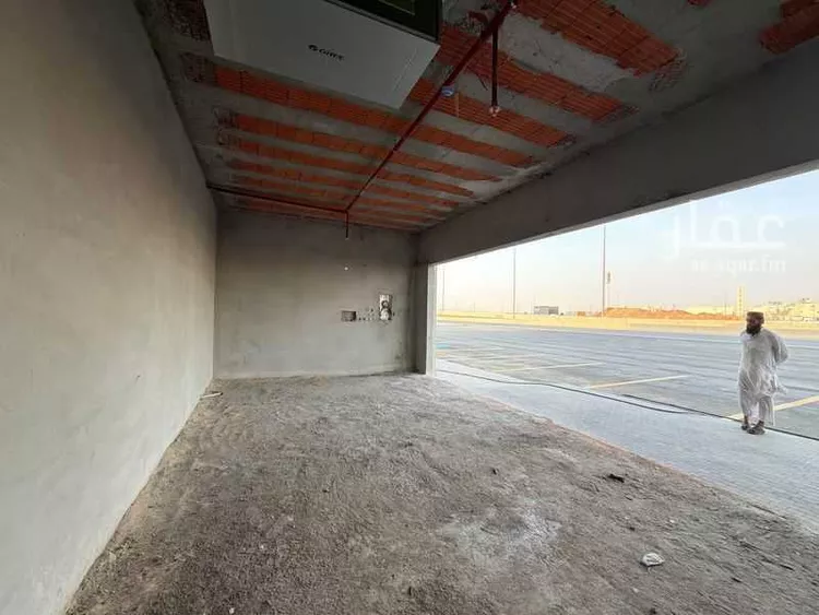 Shop for Rent in Riyadh Ar Rimal صورة 3