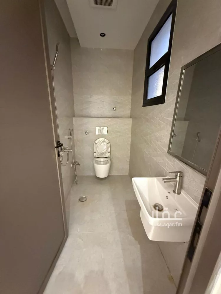 Floor for Sale in Riyadh Badr 9