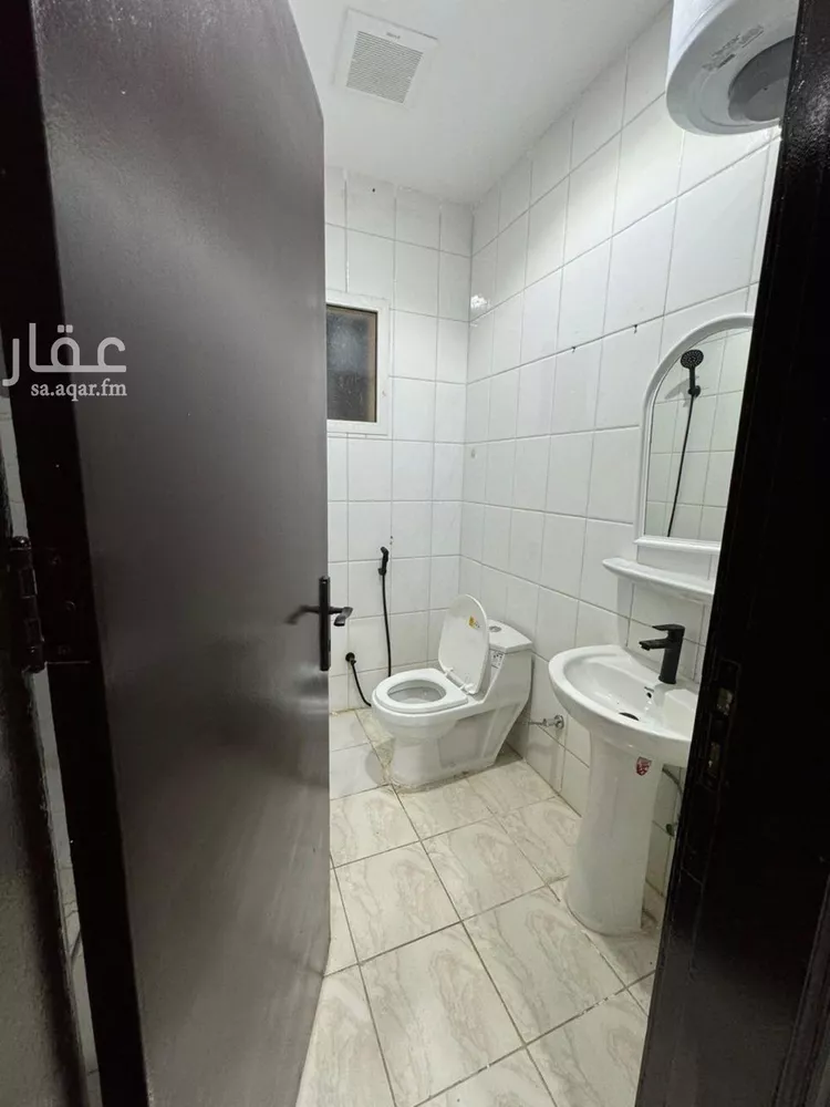 شقة للإيجار في شارع ابي بكر الصديق الفرعي, حي المصيف, مدينة الرياض, منطقة الرياض صورة 4