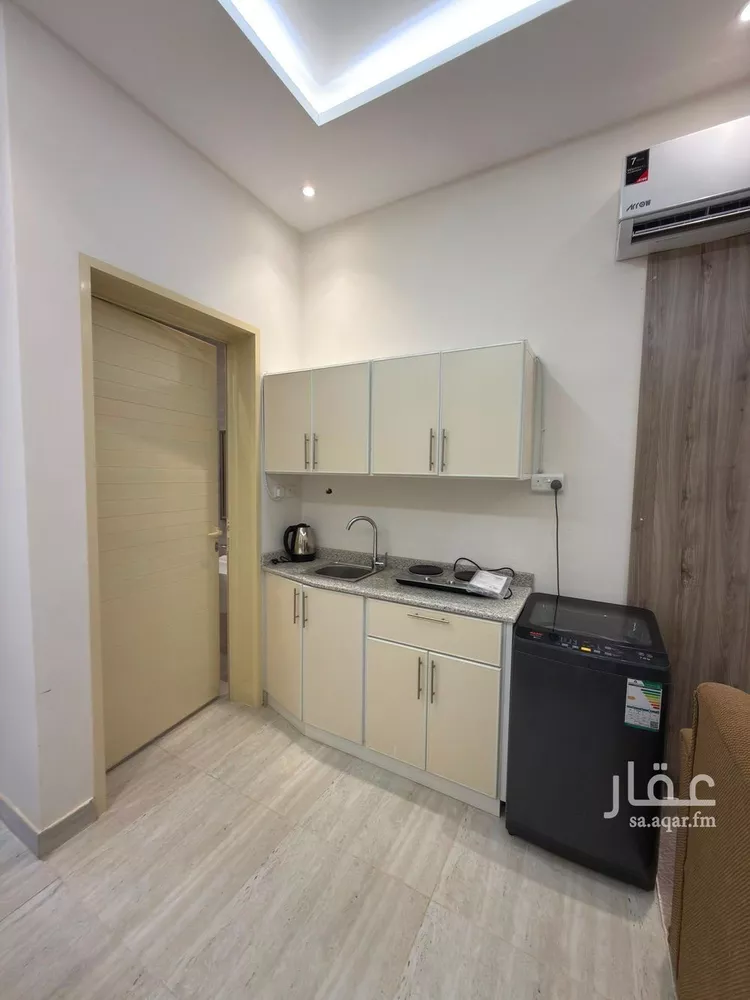 شقة للإيجار في شارع العيينة, حي ظهرة لبن, مدينة الرياض, منطقة الرياض 8