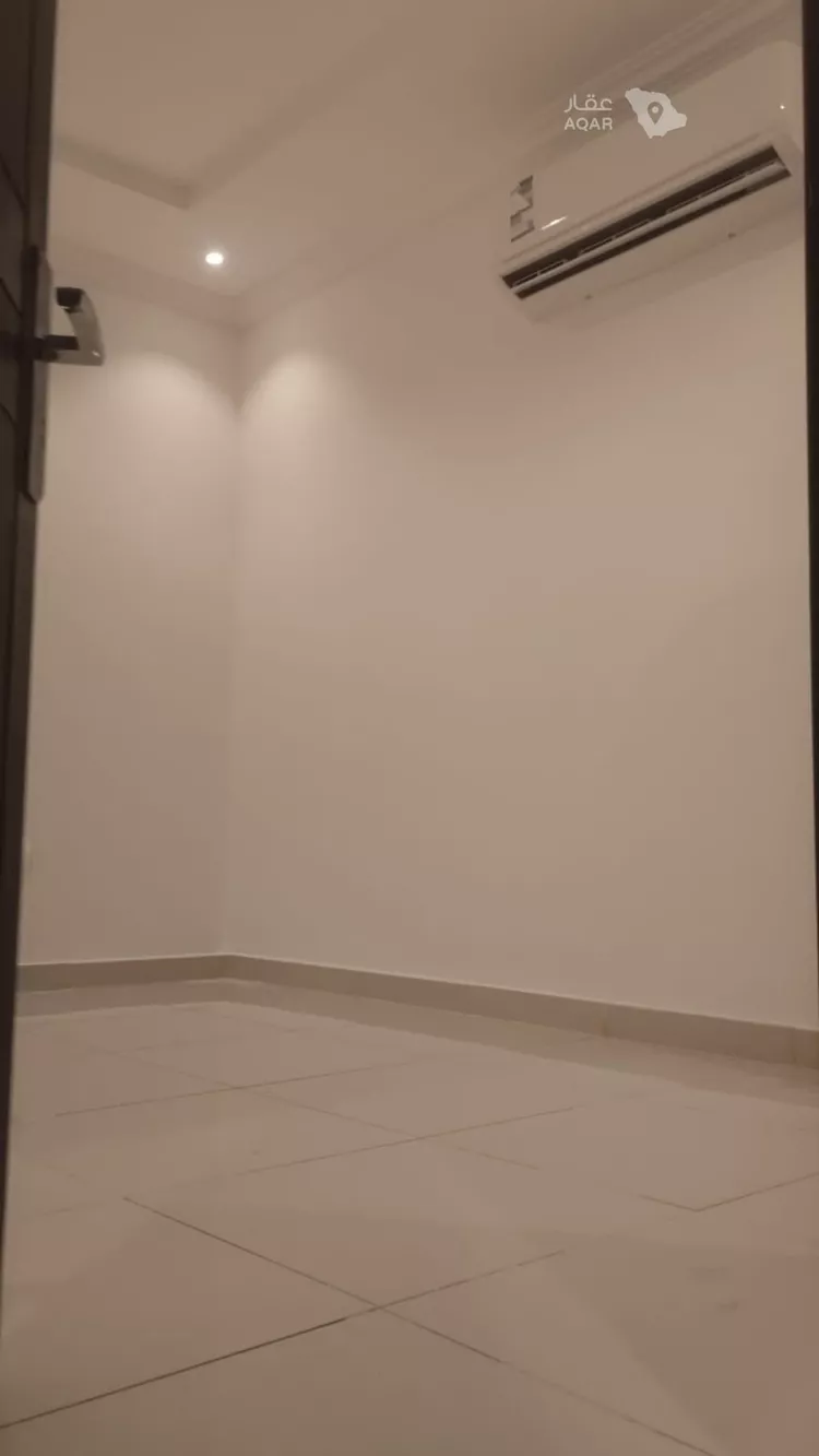 شقة للإيجار في شارع العشيرة, حي ظهرة لبن, مدينة الرياض, منطقة الرياض 7