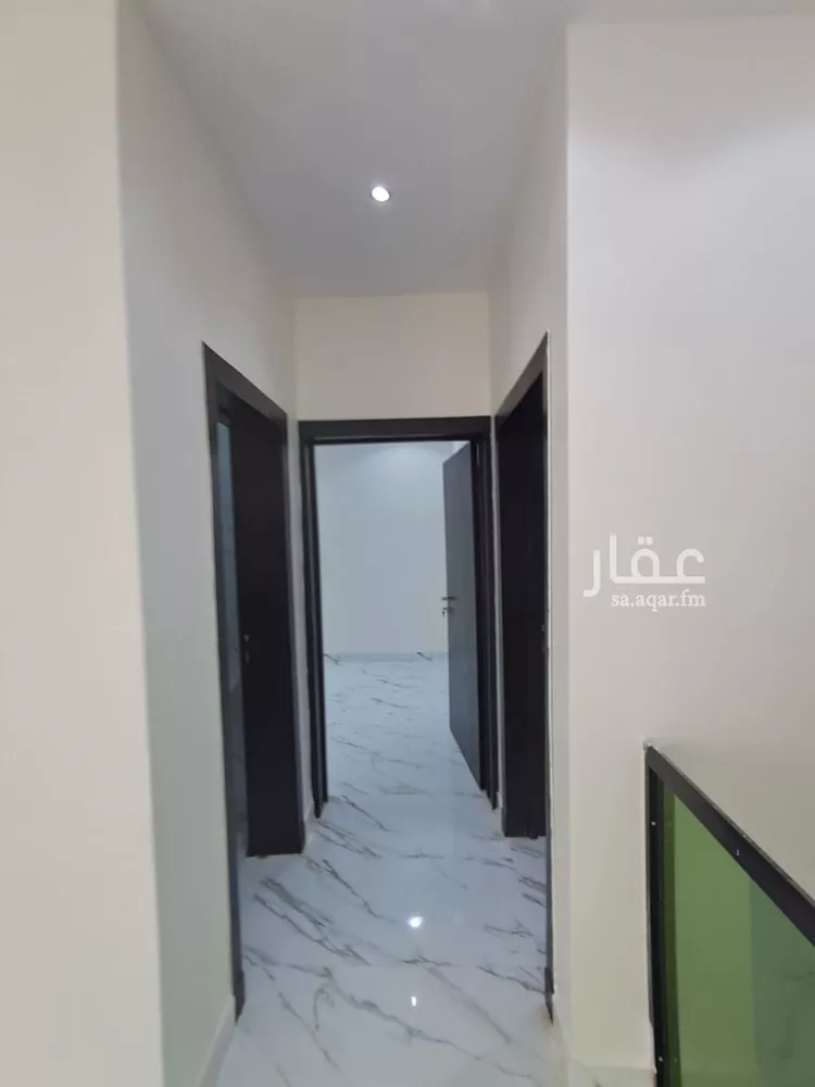 فيلا للبيع في شارع طمبرة, حي العريجاء الغربي, مدينة الرياض, منطقة الرياض صورة 5