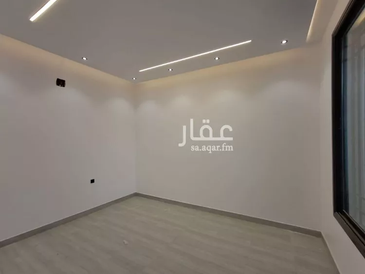 دور للبيع في شارع شهاب الدين القلقشندي, حي عكاظ, مدينة الرياض, منطقة الرياض صورة 3