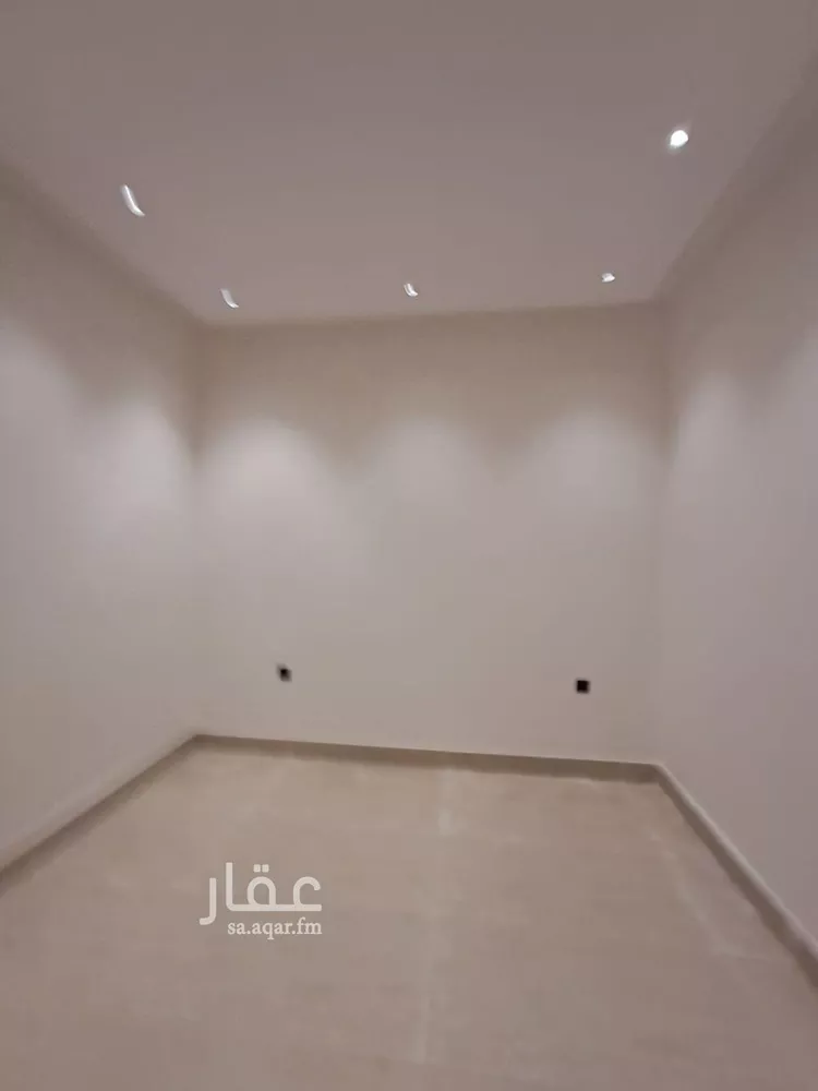 دور للبيع في شارع عمر بن قيس, حي طويق, مدينة الرياض, منطقة الرياض صورة 2