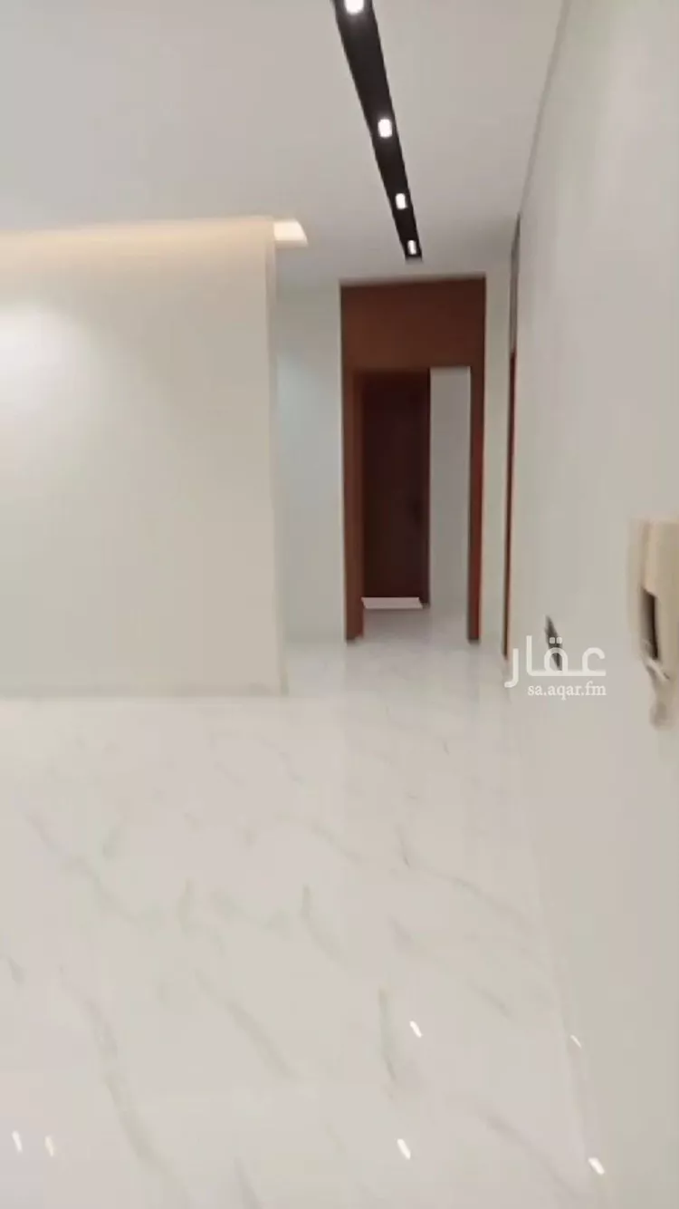 دور للبيع في شارع عاقل بن حبيب, حي عكاظ, مدينة الرياض, منطقة الرياض صورة 2