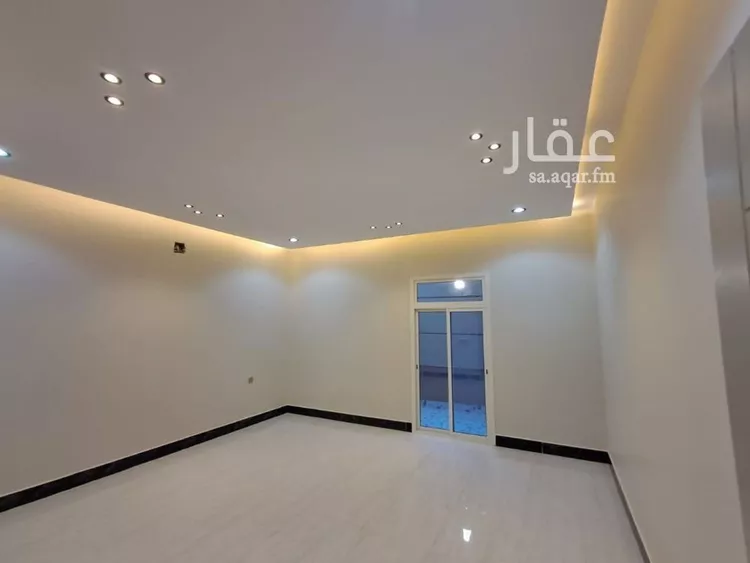دور للبيع في شارع النفوذ, حي عكاظ, مدينة الرياض, منطقة الرياض صورة 4