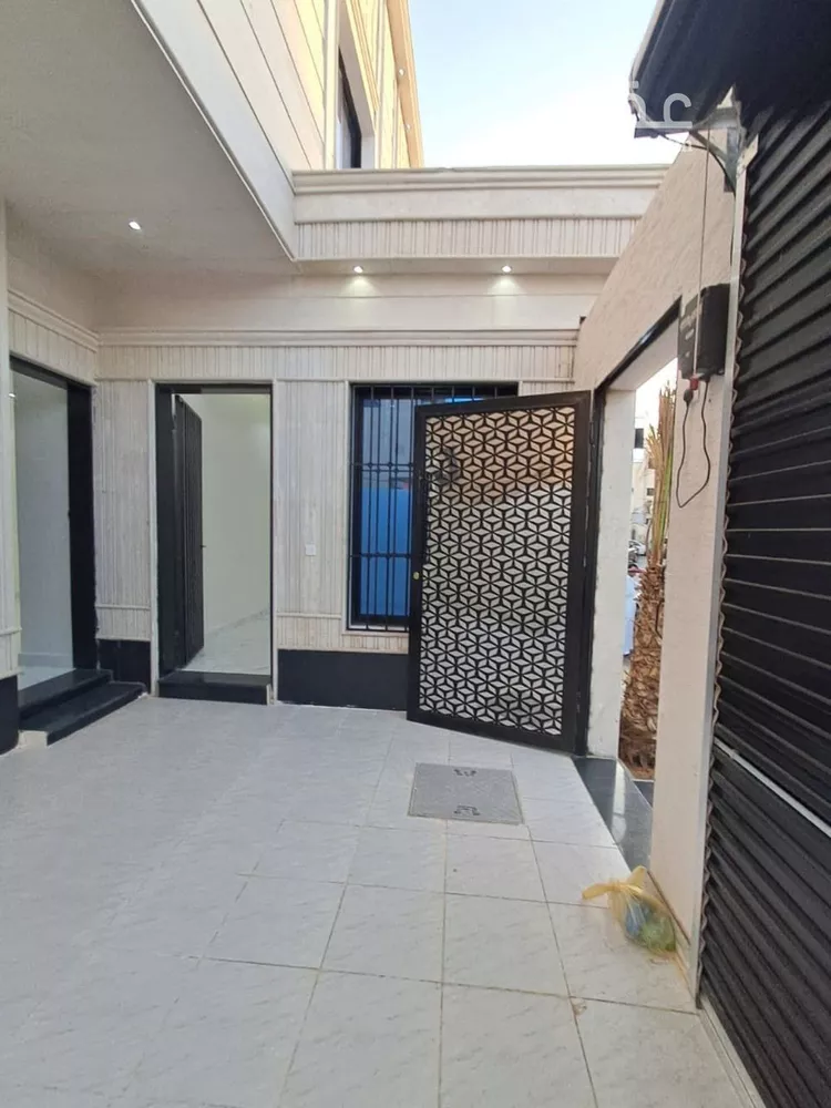 فيلا للبيع في شارع طمبرة, حي العريجاء الغربي, مدينة الرياض, منطقة الرياض صورة 2