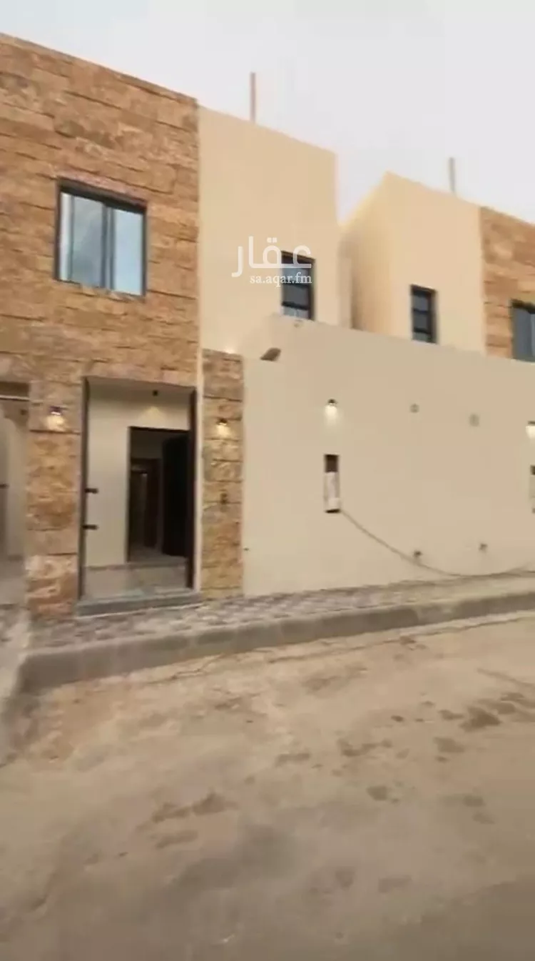 فيلا للبيع في شارع طمبرة, حي العريجاء الغربي, مدينة الرياض, منطقة الرياض صورة 3