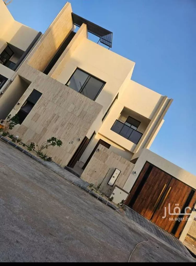 فيلا للبيع في شارع لطف بن سعد السميني, حي المهدية, مدينة الرياض, منطقة الرياض