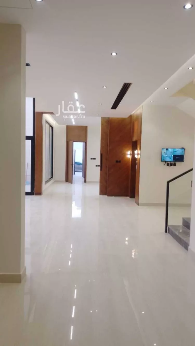 فيلا للبيع في شارع لطف بن سعد السميني, حي المهدية, مدينة الرياض, منطقة الرياض صورة 5