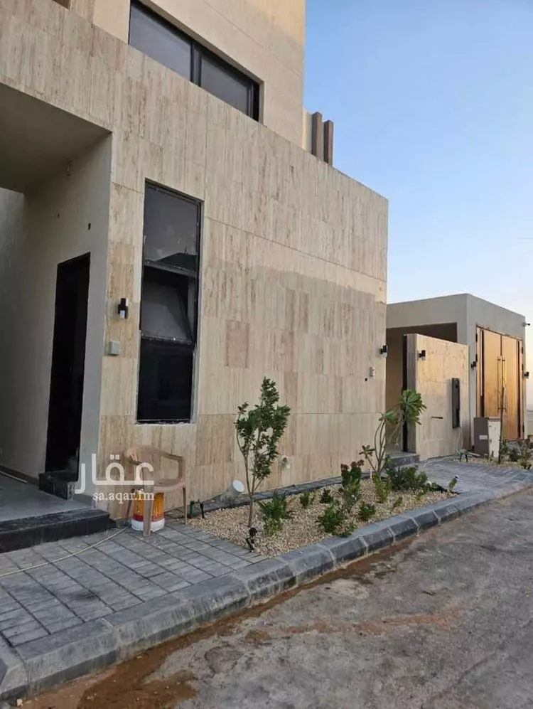 فيلا للبيع في شارع لطف بن سعد السميني, حي المهدية, مدينة الرياض, منطقة الرياض صورة 3