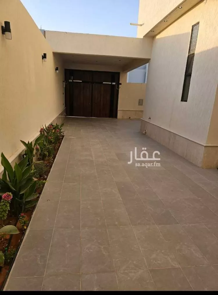 فيلا للبيع في شارع لطف بن سعد السميني, حي المهدية, مدينة الرياض, منطقة الرياض صورة 4