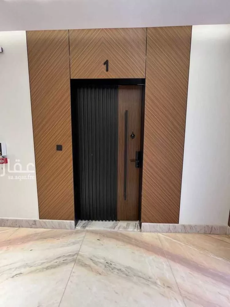 شقة للبيع في شارع عبداللطيف بن مبارك, حي الشفاء, مدينة الرياض, منطقة الرياض صورة 2