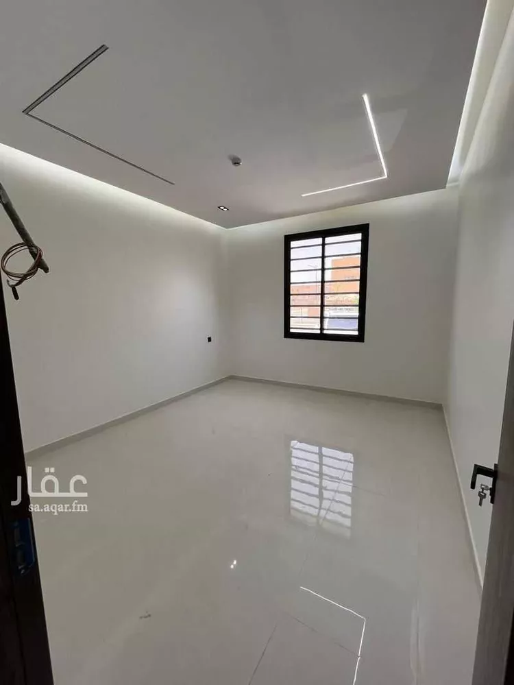 شقة للبيع في شارع عبداللطيف بن مبارك, حي الشفاء, مدينة الرياض, منطقة الرياض صورة 5