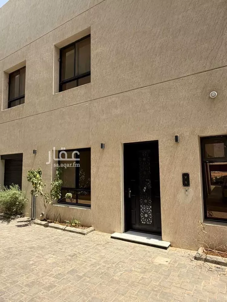 فيلا للإيجار في شارع جبل اللوز, حي الرمال, مدينة الرياض, منطقة الرياض 15