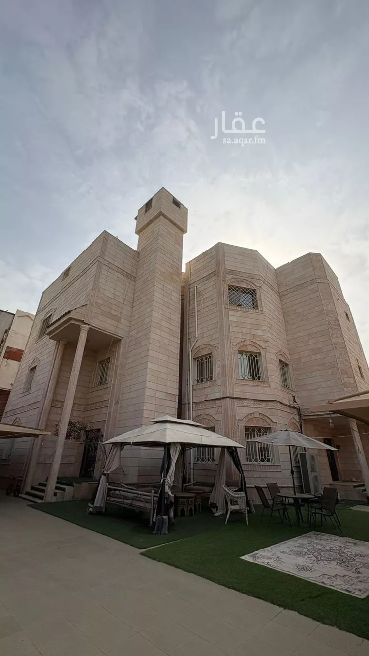 فيلا للبيع في شارع القاضي إبن العربي, حي المنار, مدينة جدة, منطقة مكة المكرمة صورة 2