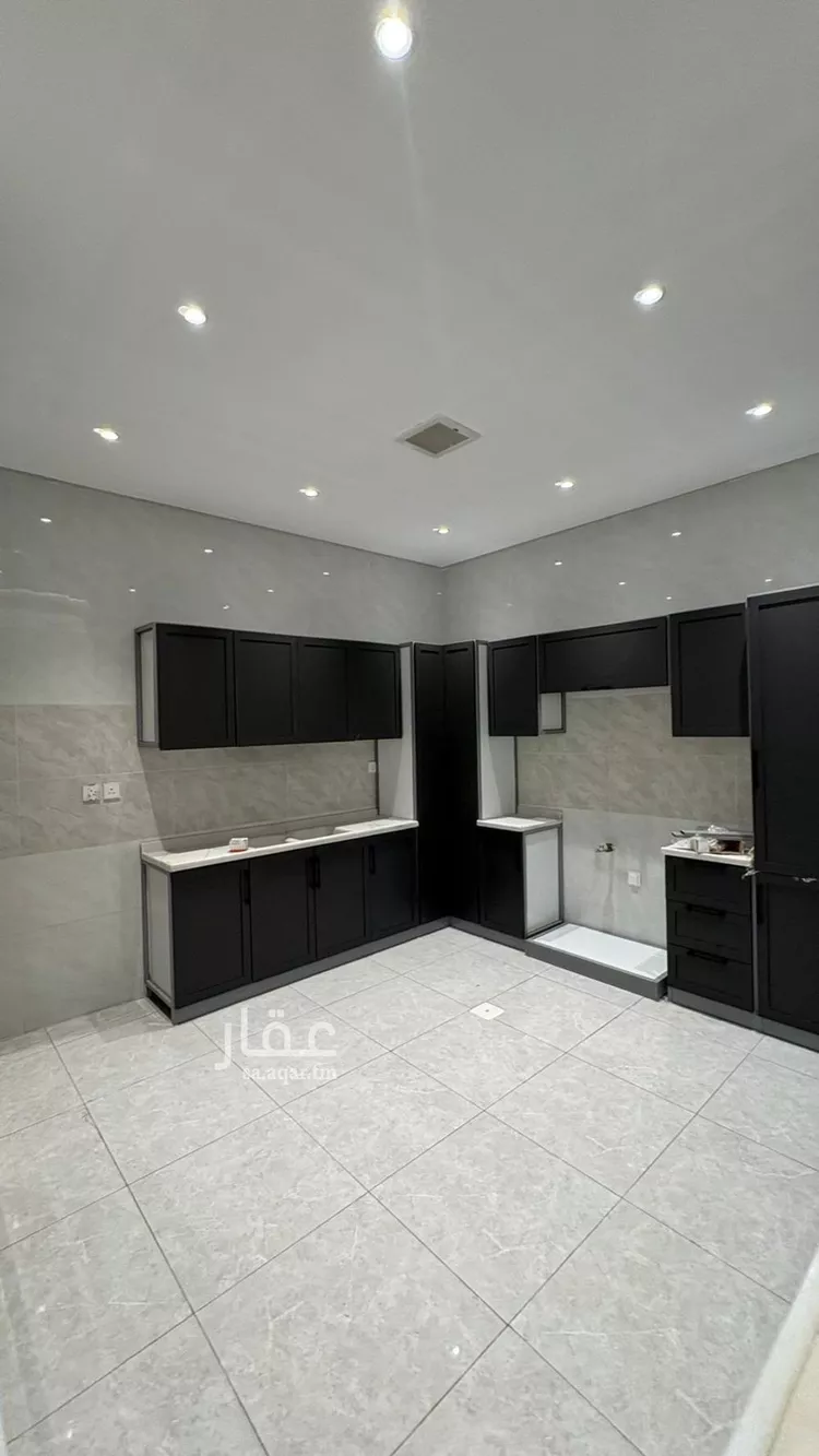 شقة للإيجار في شارع نور الدين النصاري, حي الورود, مدينة جدة, منطقة مكة المكرمة صورة 3