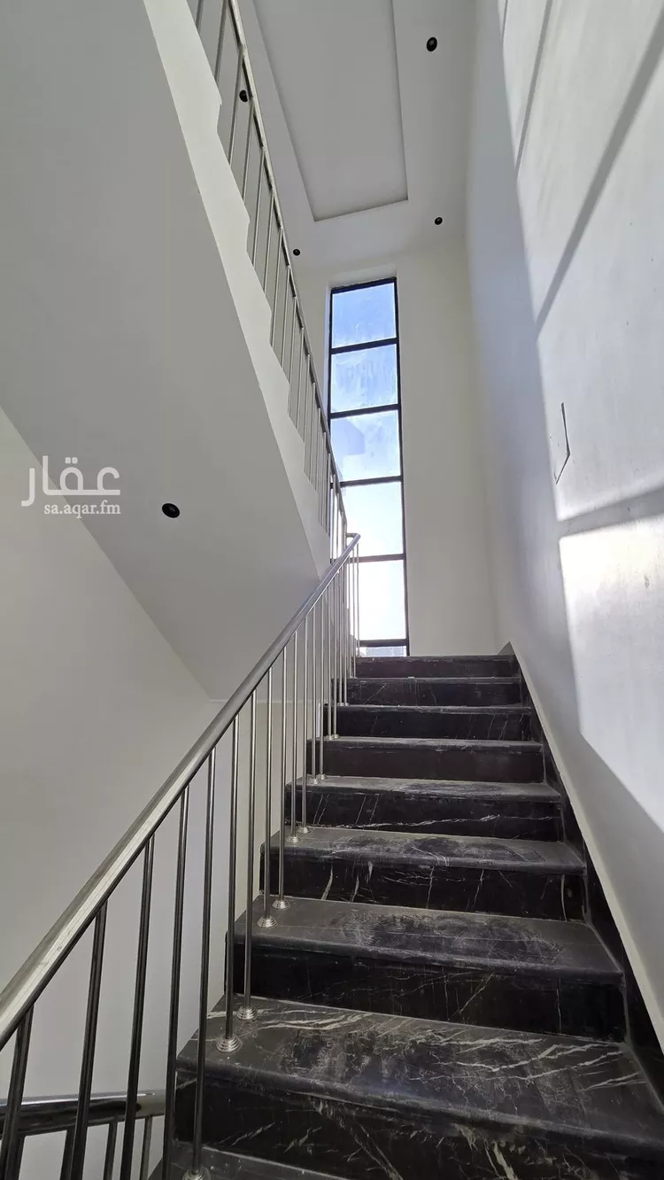 دور للبيع في شارع يحيى العايدي, حي العوالي, مدينة الرياض, منطقة الرياض صورة 3