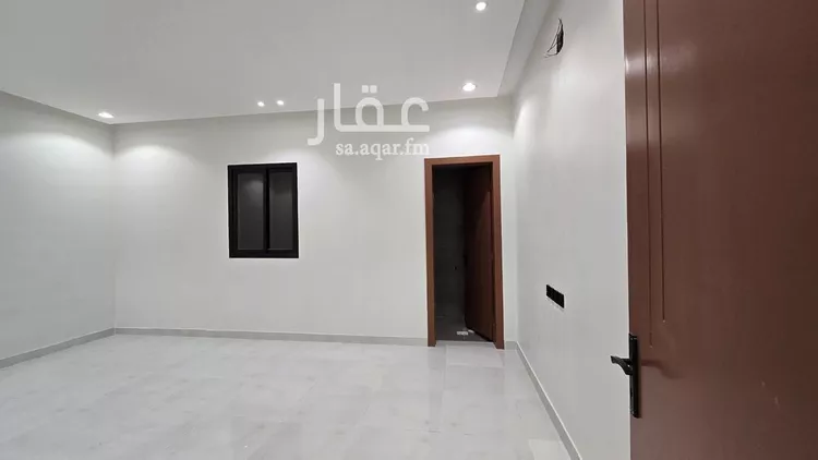 دور للبيع في شارع فاطمة أم الفضل, حي عكاظ, مدينة الرياض, منطقة الرياض صورة 3