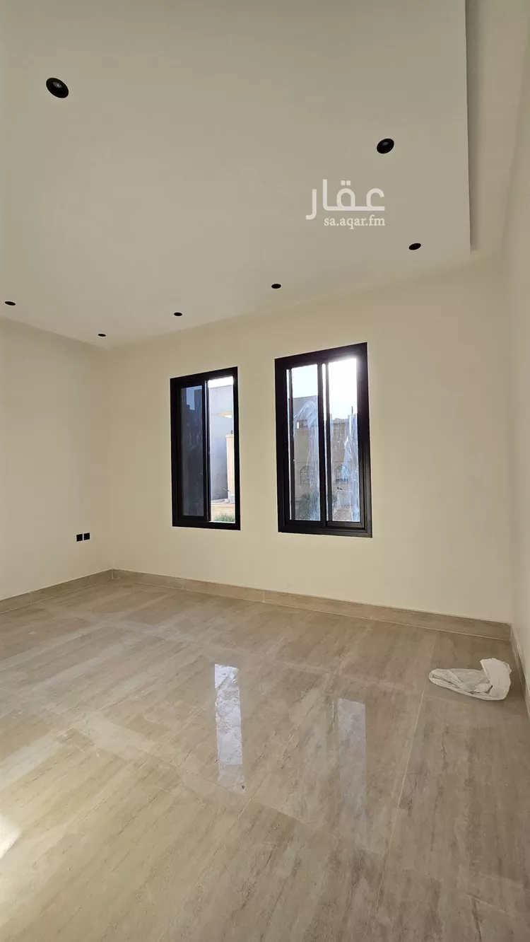 دور للبيع في شارع يحيى العايدي, حي العوالي, مدينة الرياض, منطقة الرياض صورة 2