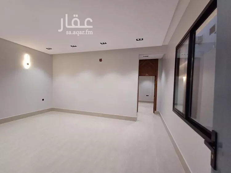 دور للبيع في شارع أبان بن صالح, حي عكاظ, مدينة الرياض, منطقة الرياض صورة 4
